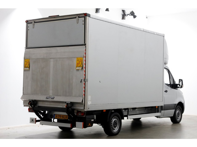 49240009-mercedes-benz-sprinter-2