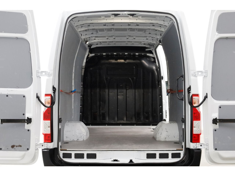 49240851-renault-master-5