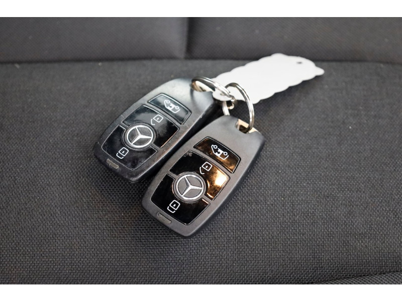 49323207-mercedes-benz-sprinter-6