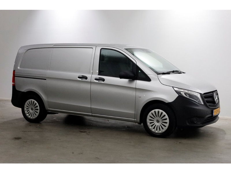 49323359-mercedes-benz-vito-12