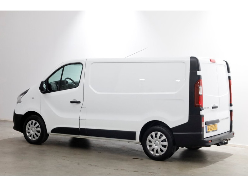 49332984-renault-trafic-9