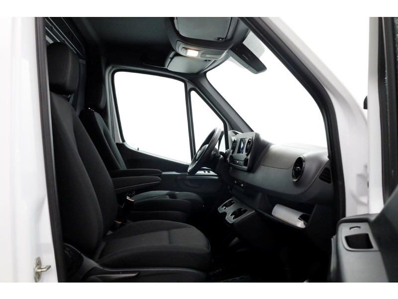 49343392-mercedes-benz-sprinter-3