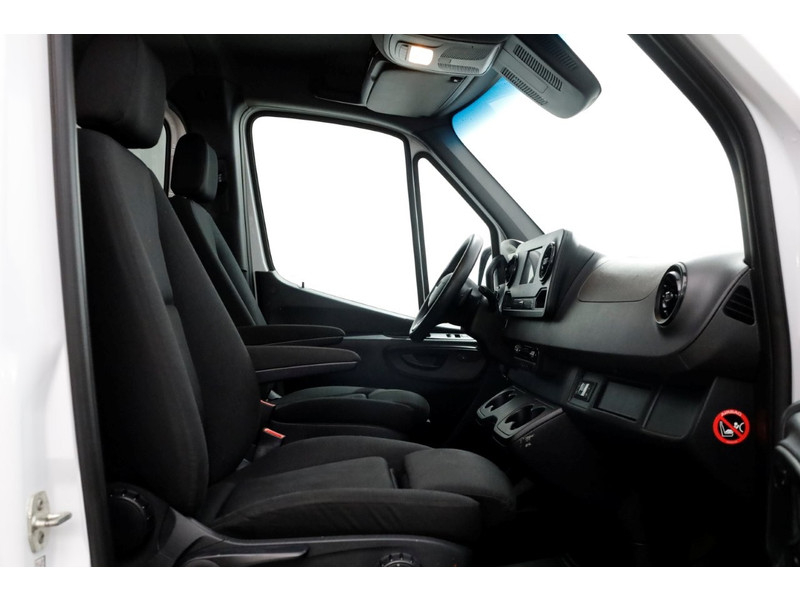 49344225-mercedes-benz-sprinter-6