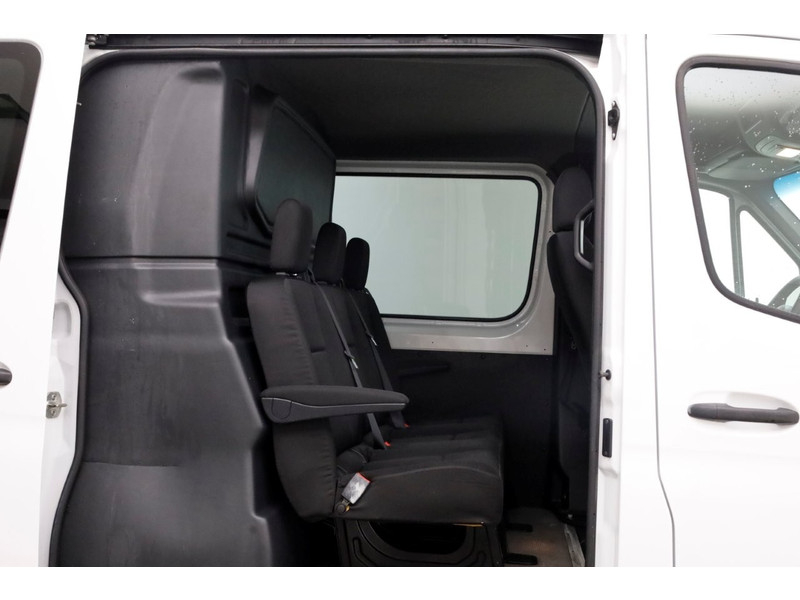 49344225-mercedes-benz-sprinter-7