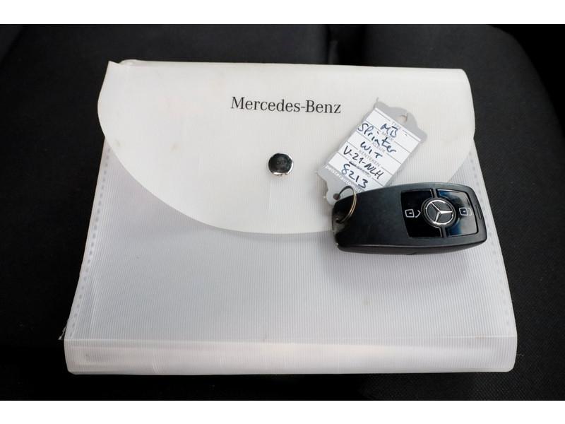 49344225-mercedes-benz-sprinter-8