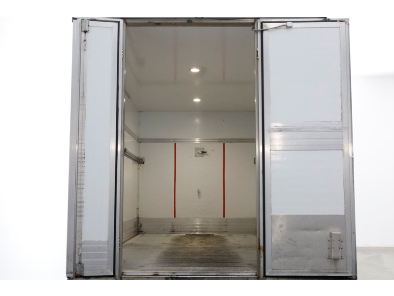 49345652-volkswagen-crafter-5