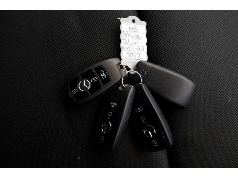 49375281-mercedes-benz-sprinter-6