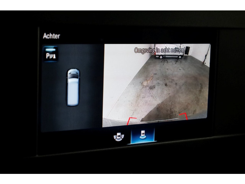 49376263-mercedes-benz-sprinter-13