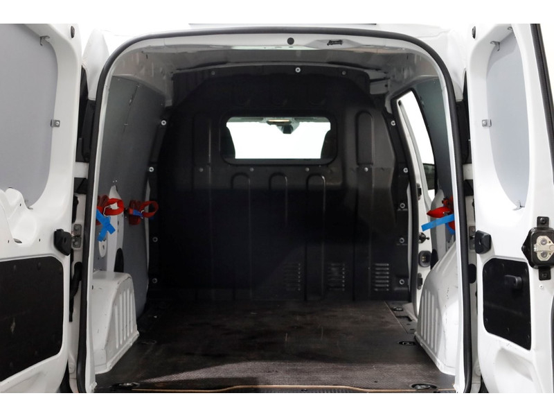 49408161-renault-express-5