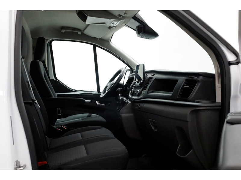 49419783-ford-transit-custom-3