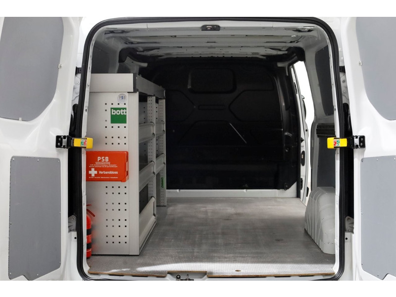 49419783-ford-transit-custom-5