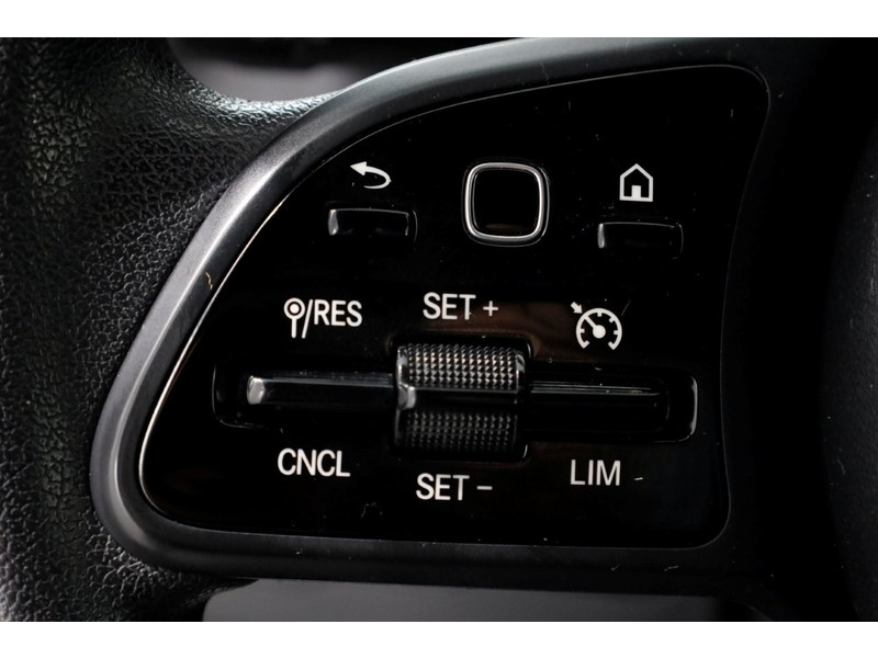 49431466-mercedes-benz-sprinter-17