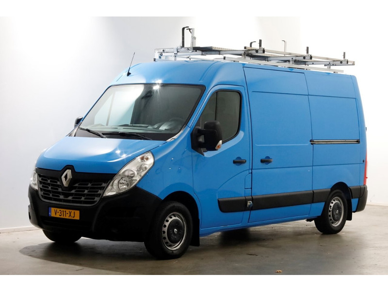 49483578-renault-master-10