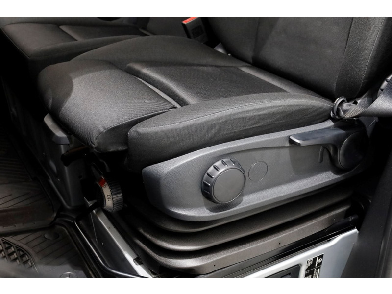 49508983-mercedes-benz-sprinter-16