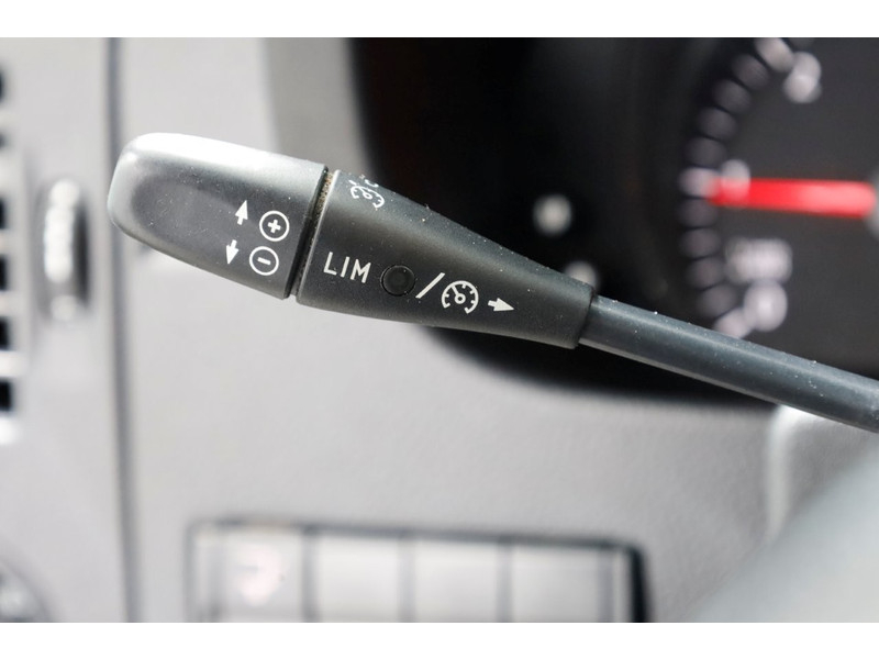 49509476-volkswagen-crafter-17