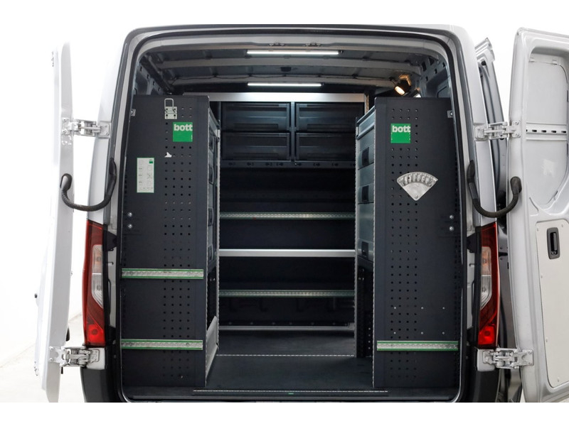 49514467-mercedes-benz-sprinter-5