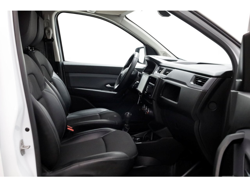 49514519-renault-express-3