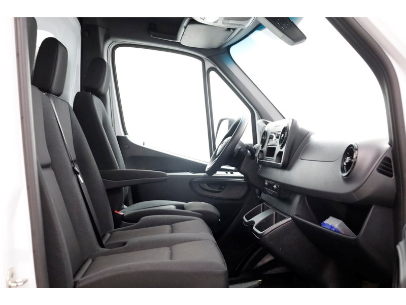 49530489-mercedes-benz-sprinter-5