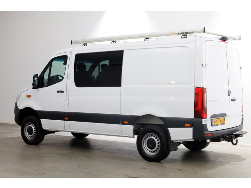 49539506-mercedes-benz-sprinter-11