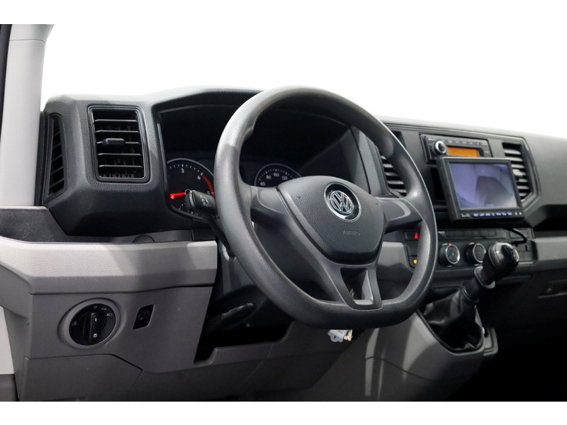 49540241-volkswagen-crafter-12