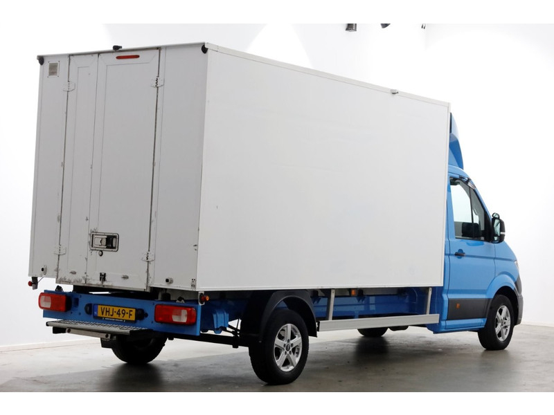 49540241-volkswagen-crafter-2
