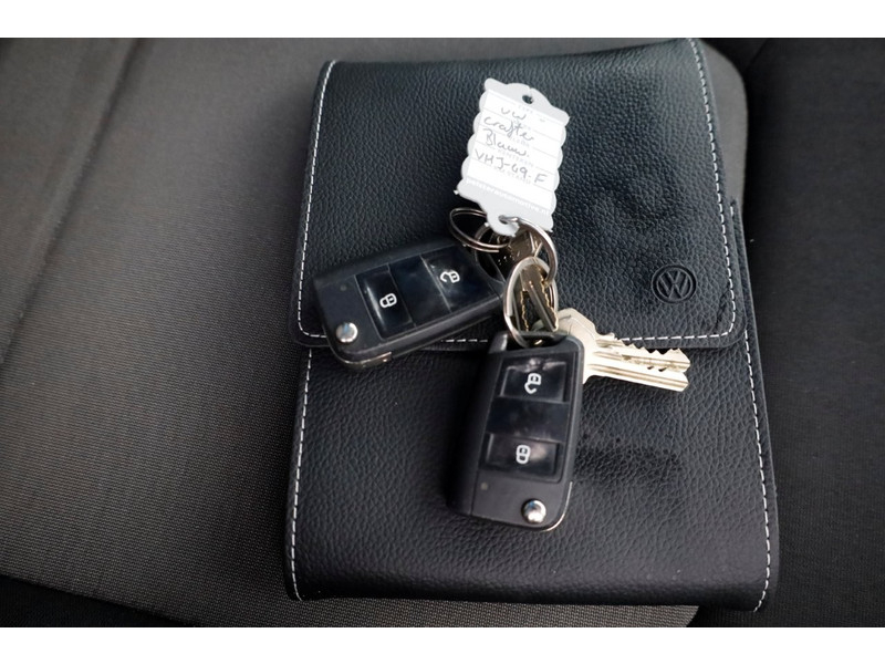 49540241-volkswagen-crafter-6