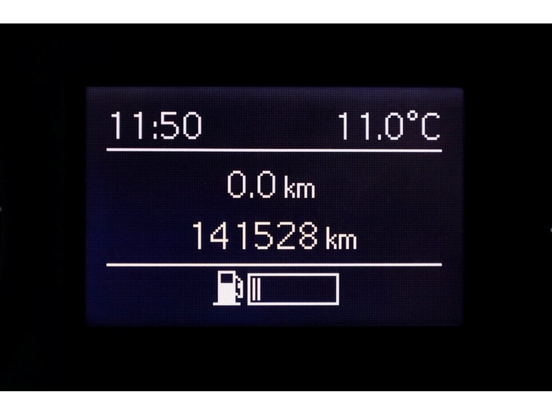 49567819-mercedes-benz-vito-15