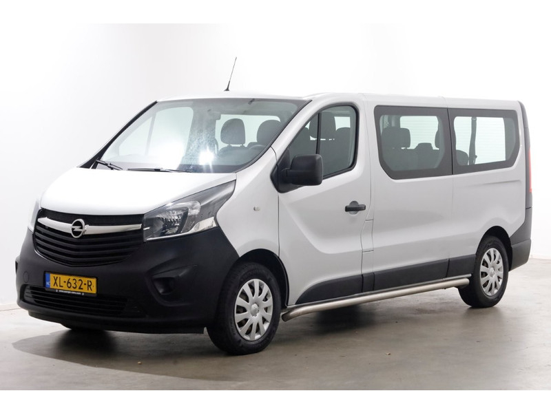 49573899-opel-vivaro-13