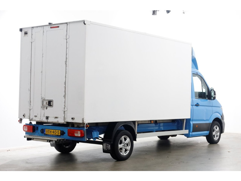 49594793-volkswagen-crafter-2