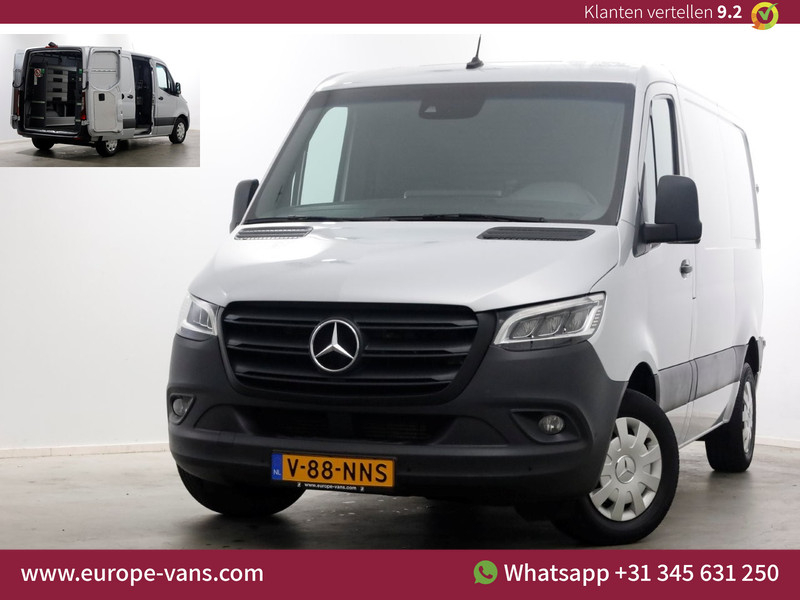 49600659-mercedes-benz-sprinter-1
