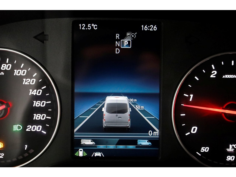 49600659-mercedes-benz-sprinter-20