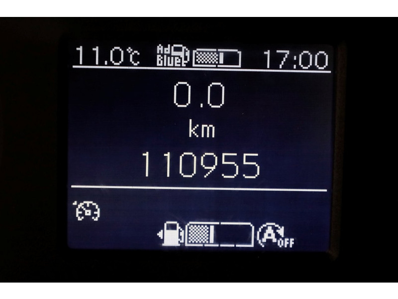 49603418-mercedes-benz-sprinter-21