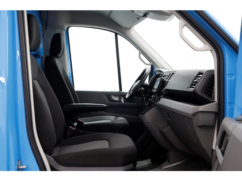 49681649-volkswagen-crafter-3