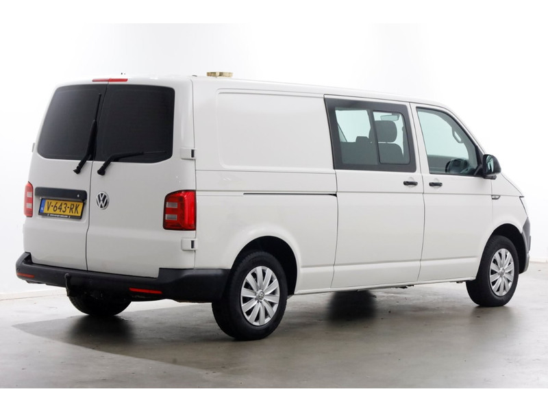 49726468-volkswagen-transporter-2