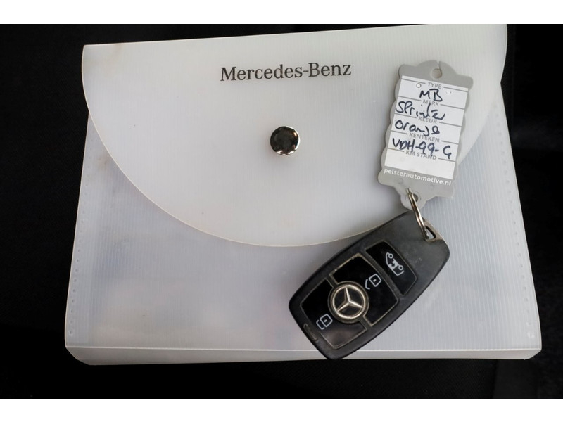 49726647-mercedes-benz-sprinter-6