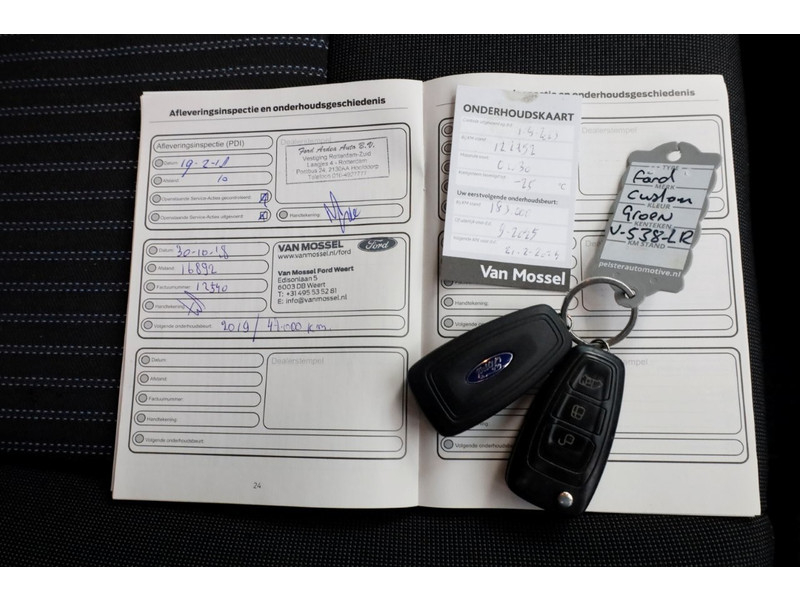 49754756-ford-transit-custom-6