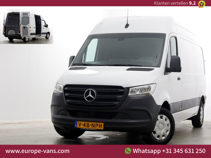 49793645-mercedes-benz-sprinter-1