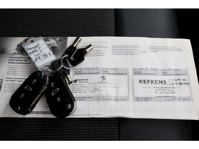 49949810-peugeot-e-expert-9