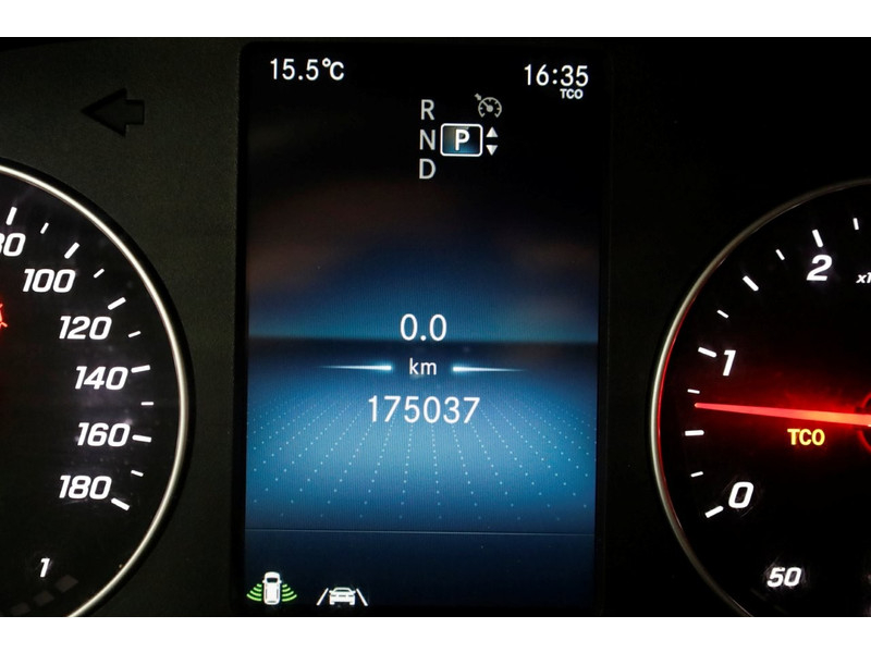 49949863-mercedes-benz-sprinter-25