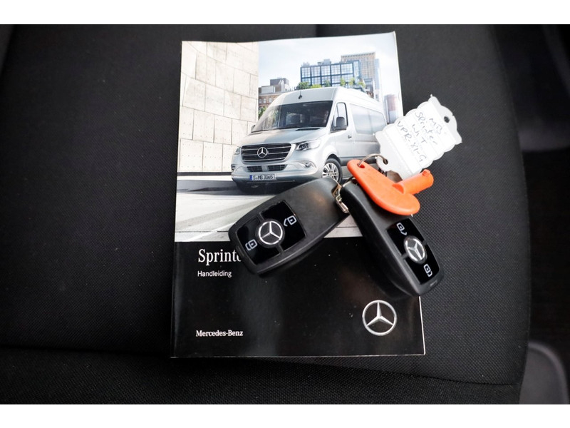 49994088-mercedes-benz-sprinter-7