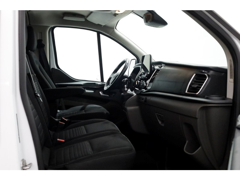 49995083-ford-transit-custom-5