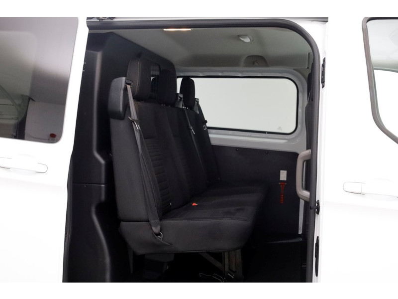 49995083-ford-transit-custom-6