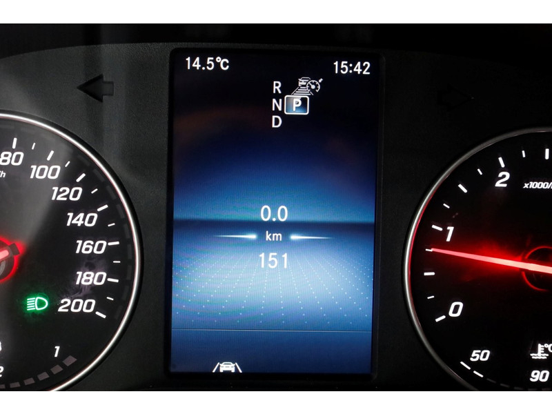 49996638-mercedes-benz-sprinter-24