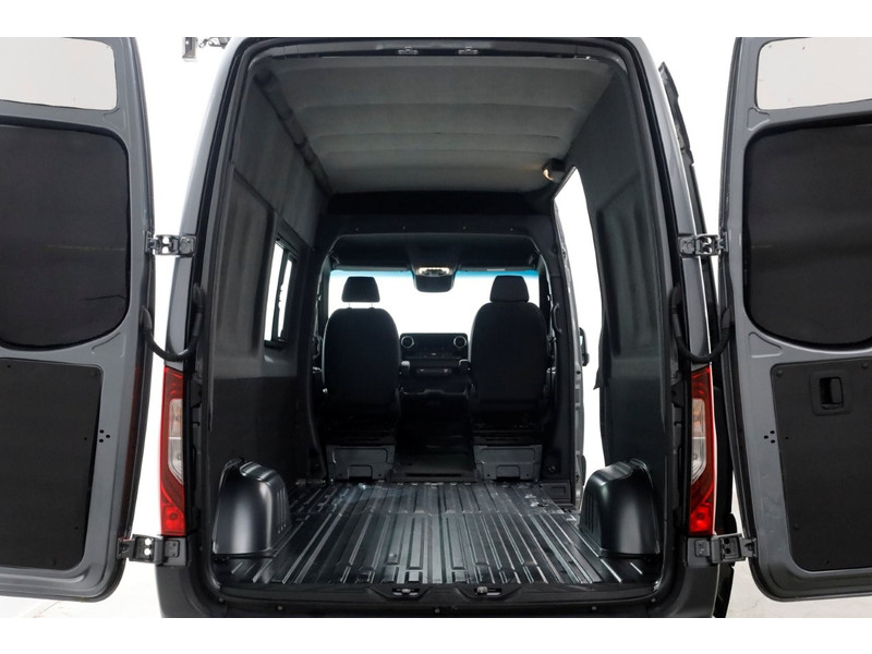 49996638-mercedes-benz-sprinter-5