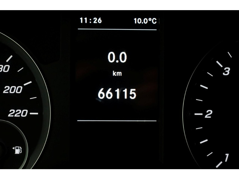 50077430-mercedes-benz-vito-16