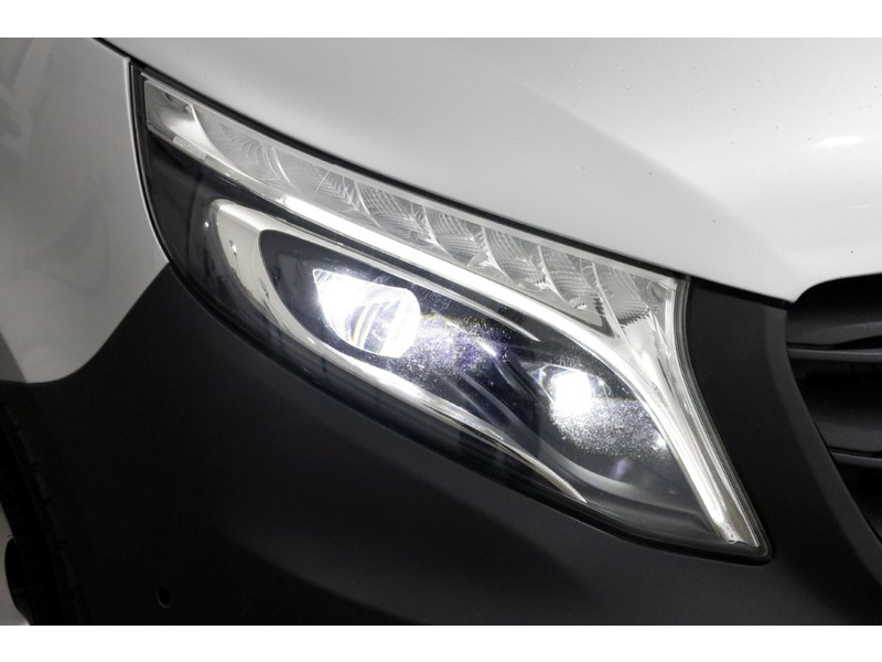 50078223-mercedes-benz-vito-16