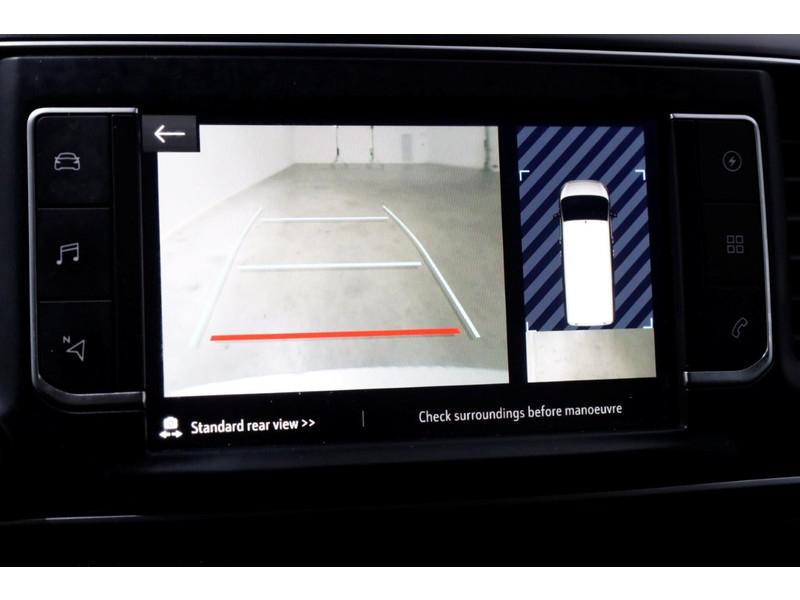 50081607-opel-vivaro-e-15