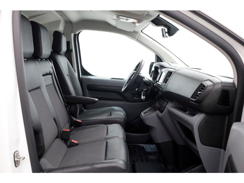 50081607-opel-vivaro-e-3