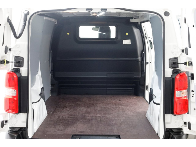 50083410-opel-vivaro-e-5