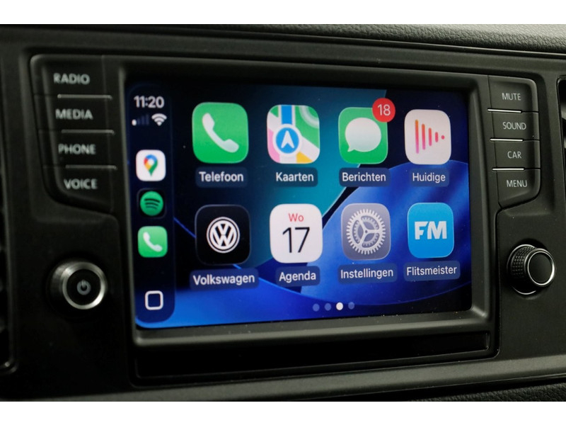 50110588-volkswagen-crafter-17